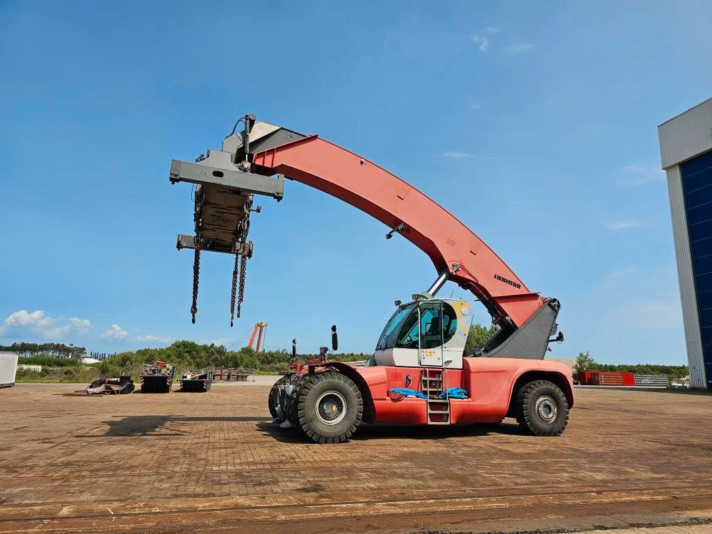 Fahrzeugabbildung Liebherr LRS V645 Containerlader