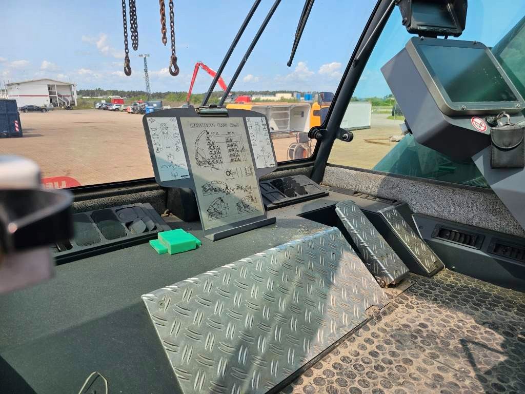 Fahrzeugabbildung Liebherr LRS V645 Containerlader
