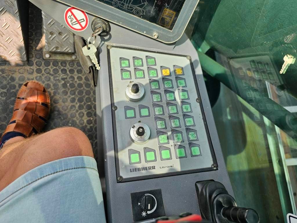 Fahrzeugabbildung Liebherr LRS V645 Containerlader