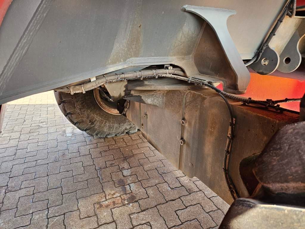 Fahrzeugabbildung Liebherr LRS V645 Containerlader