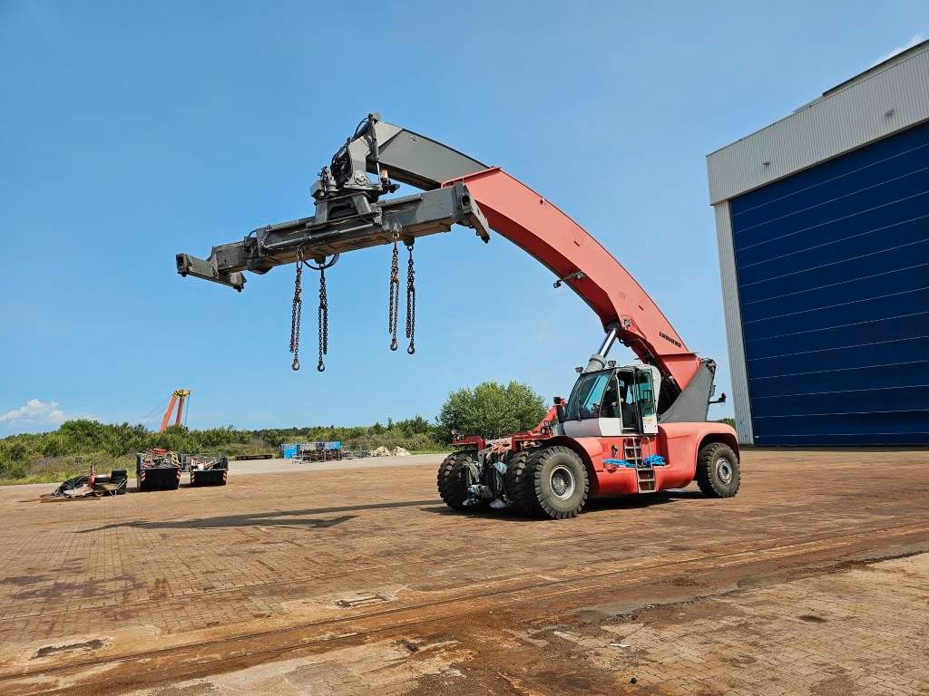 Fahrzeugabbildung Liebherr LRS V645 Containerlader