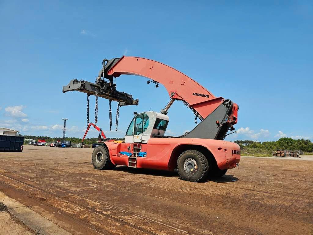 Fahrzeugabbildung Liebherr LRS V645 Containerlader
