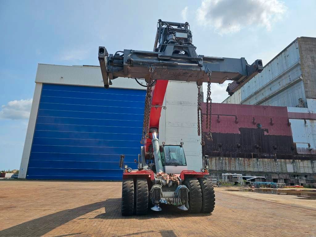 Fahrzeugabbildung Liebherr LRS V645 Containerlader