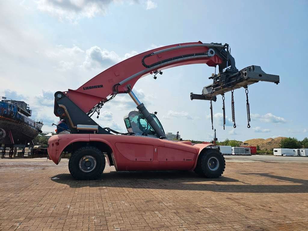 Fahrzeugabbildung Liebherr LRS V645 Containerlader