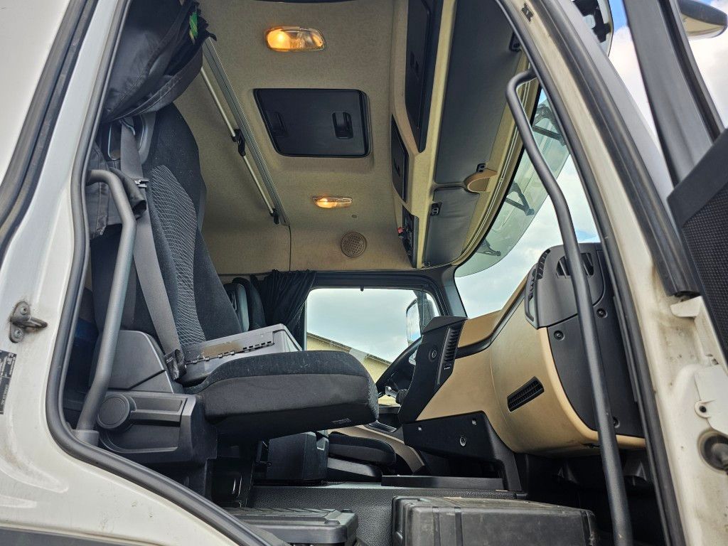 Fahrzeugabbildung Mercedes-Benz 2545 BDF, Multiwechsler,neue Injektoren+ Ölpumpe