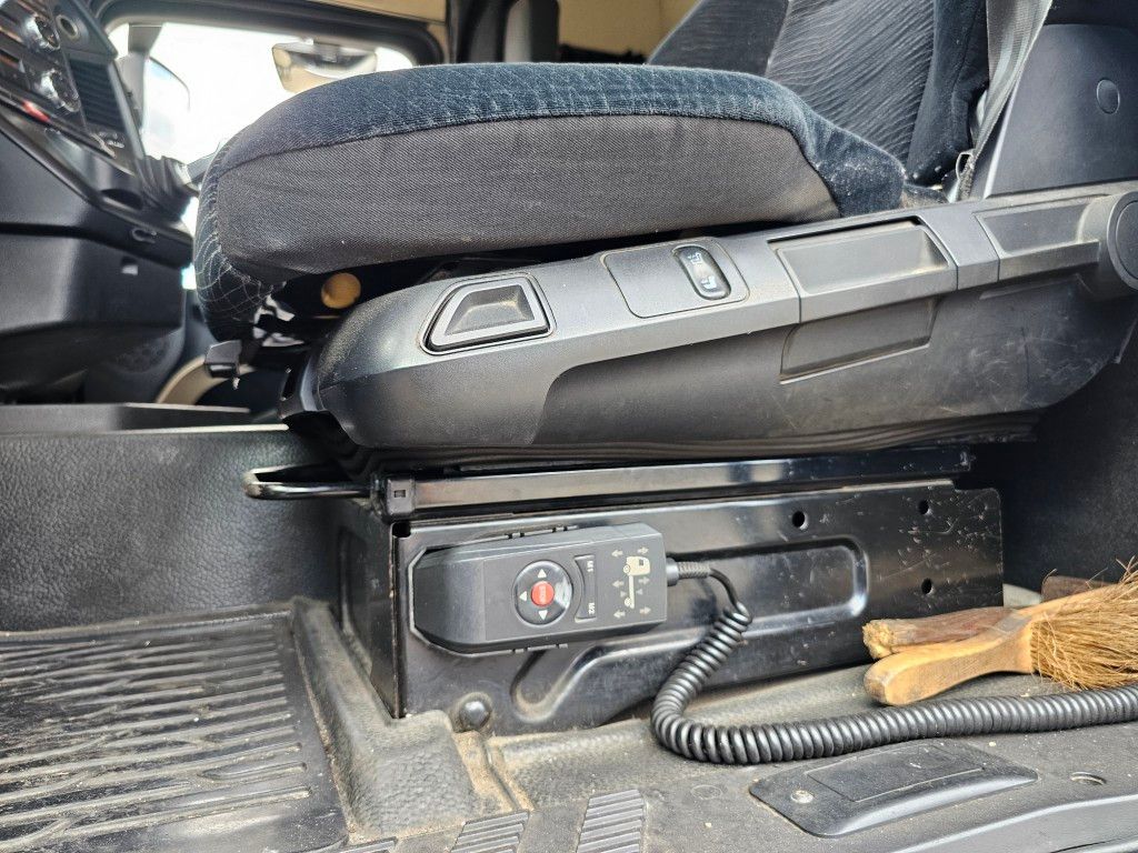 Fahrzeugabbildung Mercedes-Benz 2545 BDF, Multiwechsler,neue Injektoren+ Ölpumpe