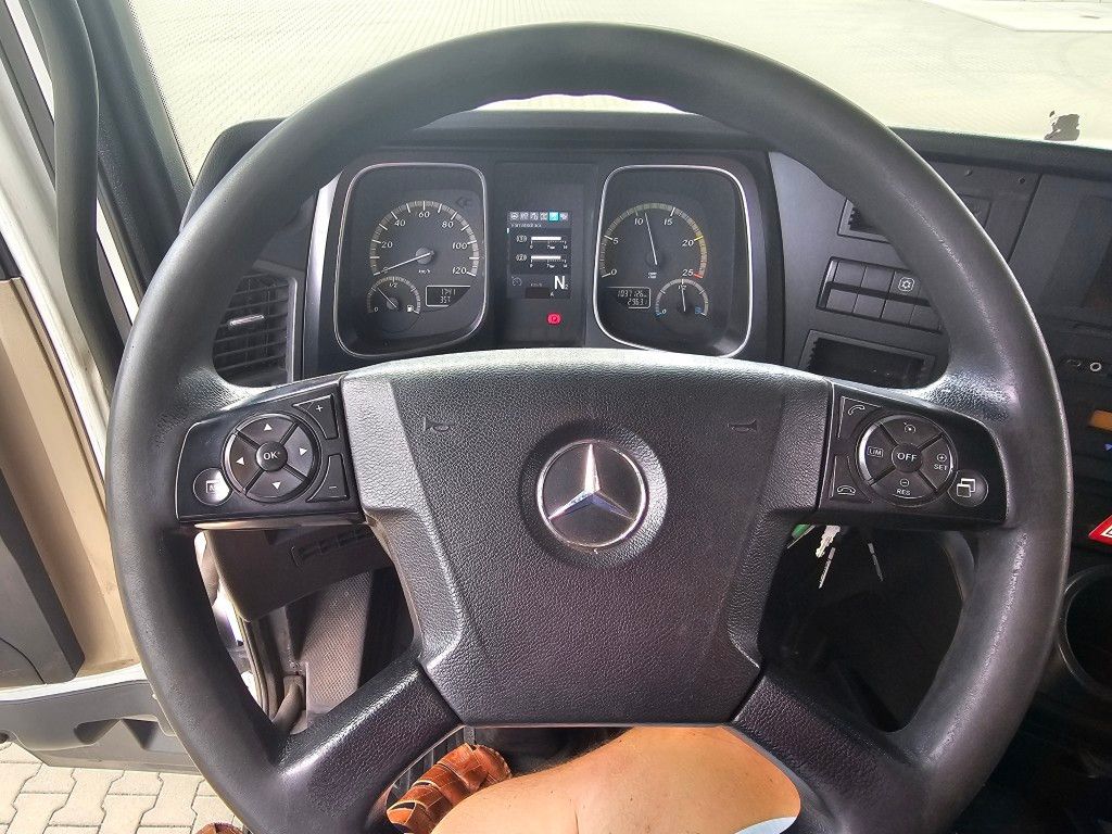 Fahrzeugabbildung Mercedes-Benz 2545 BDF, Multiwechsler,neue Injektoren+ Ölpumpe