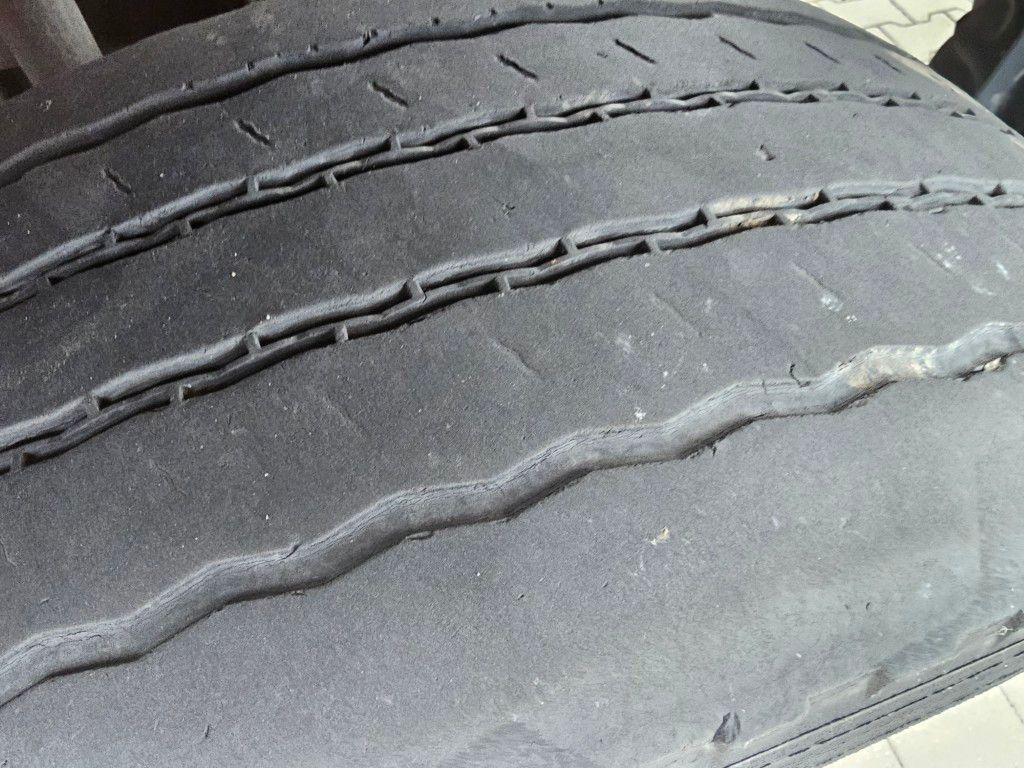 Fahrzeugabbildung Mercedes-Benz 2545 BDF, Multiwechsler,neue Injektoren+ Ölpumpe