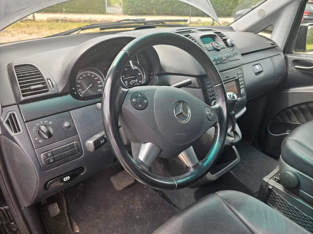 Fahrzeugabbildung Mercedes-Benz Viano 3.0 CDI AMBIENTE extra lang, Leder,6 Sitze