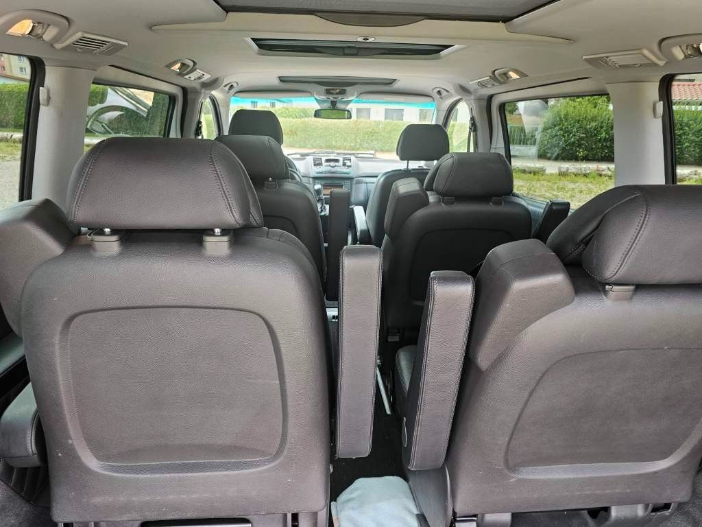 Fahrzeugabbildung Mercedes-Benz Viano 3.0 CDI AMBIENTE extra lang, Leder,6 Sitze