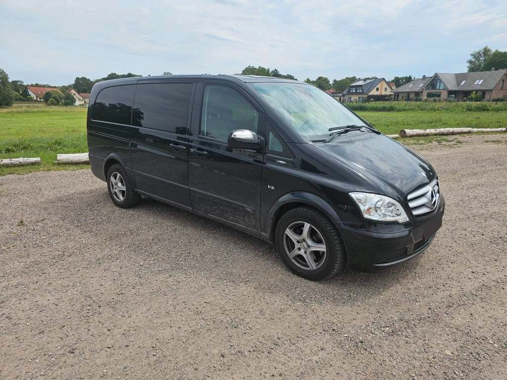 Fahrzeugabbildung Mercedes-Benz Viano 3.0 CDI AMBIENTE extra lang, Leder,6 Sitze