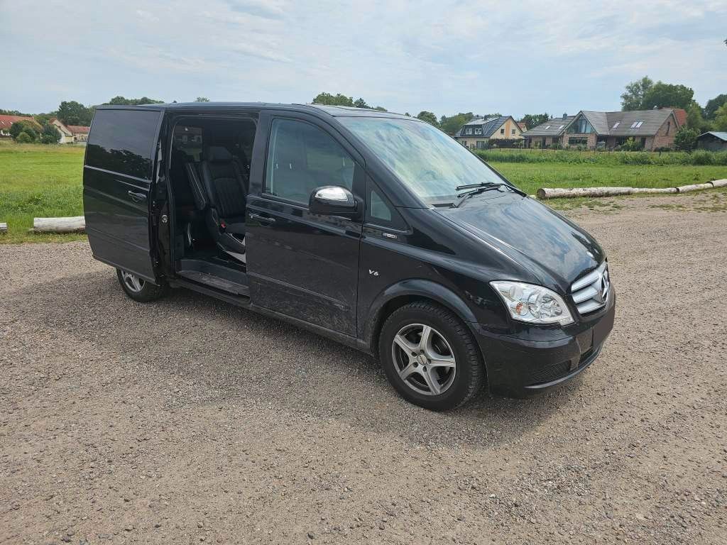 Fahrzeugabbildung Mercedes-Benz Viano 3.0 CDI AMBIENTE extra lang, Leder,6 Sitze