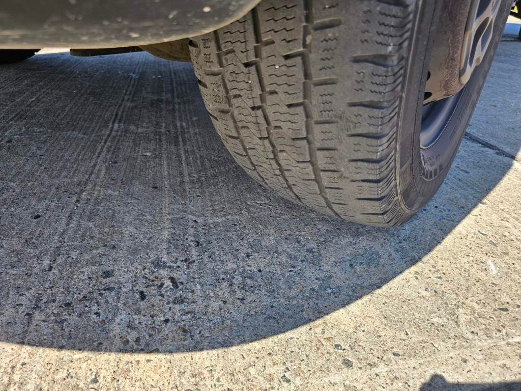 Fahrzeugabbildung Iveco 35S16 Koffer mit Faltplane, Ladebordwand