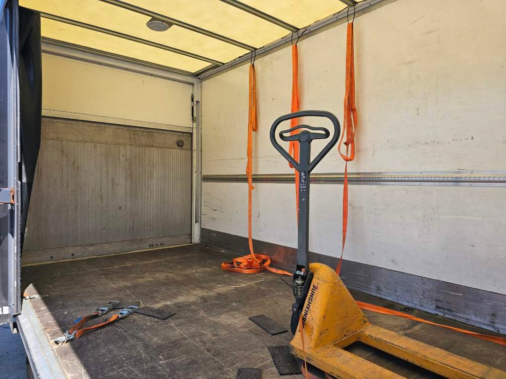 Fahrzeugabbildung Iveco 35S16 Koffer mit Faltplabne, LBW, Tempomat, Luft