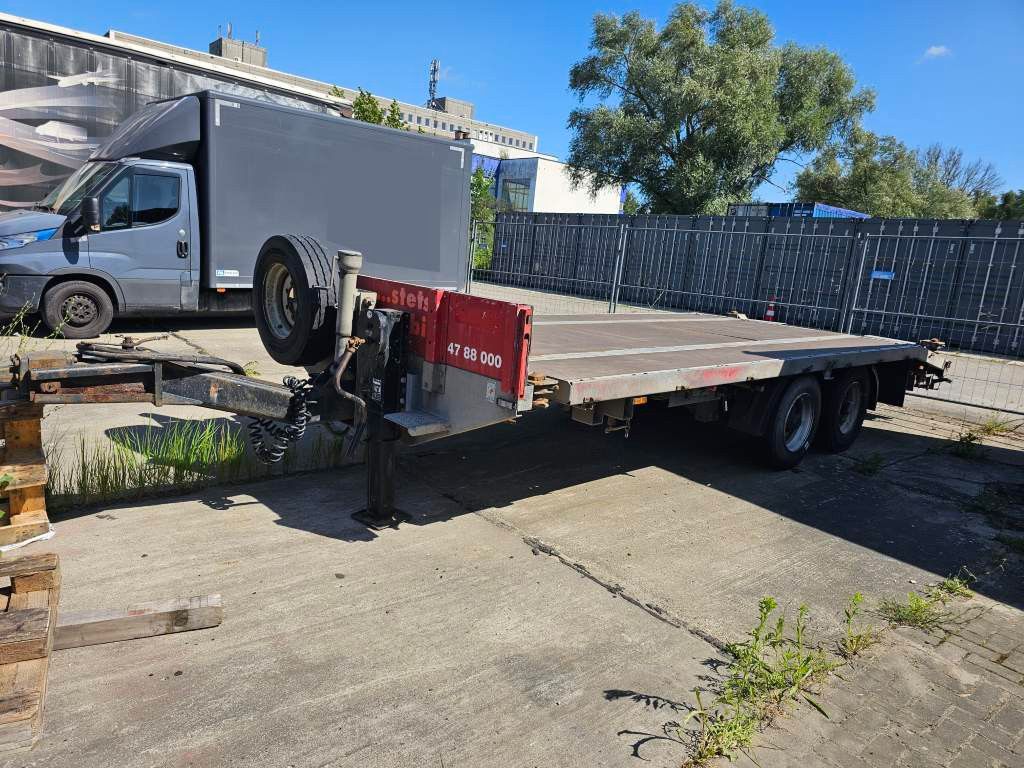 Hiebenthal Tieflader mit Containerverriegelung