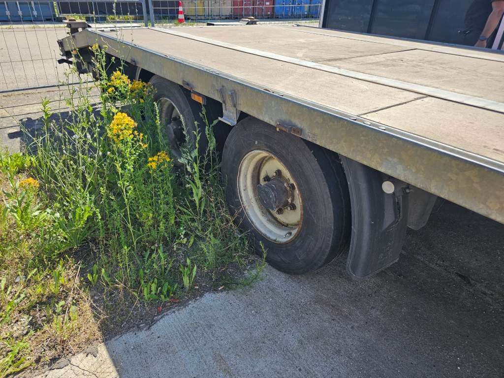 Fahrzeugabbildung Hiebenthal Tieflader mit Containerverriegelung