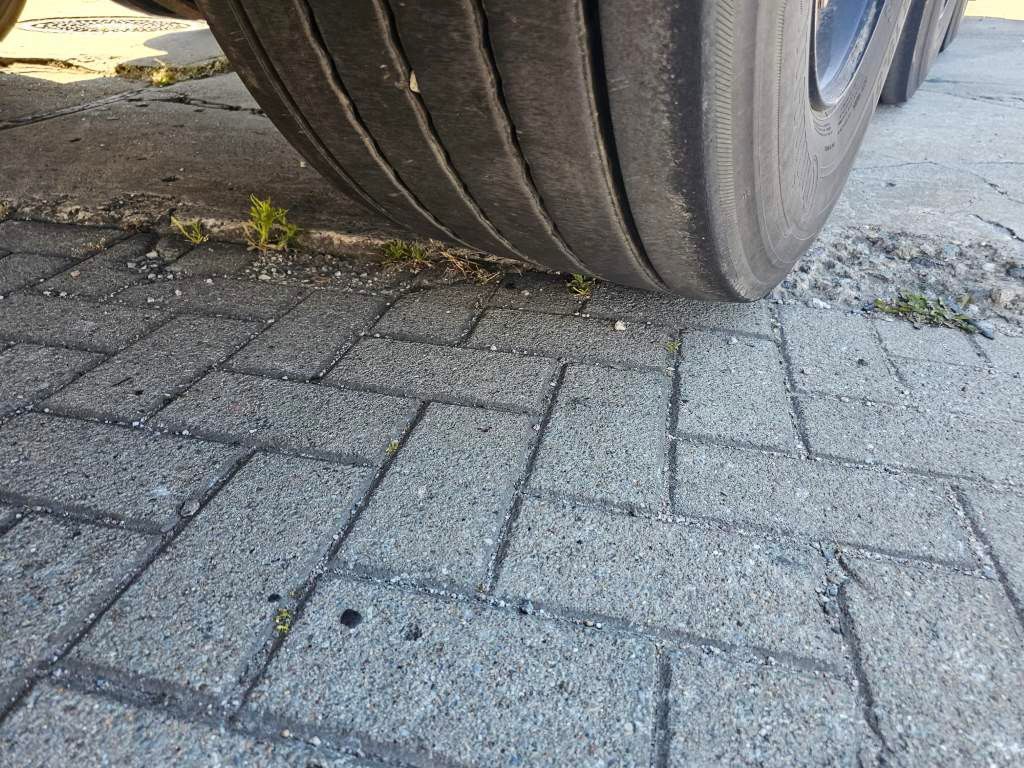 Fahrzeugabbildung HRD Palteau., teleskopierbar 4 m, Steckrungen