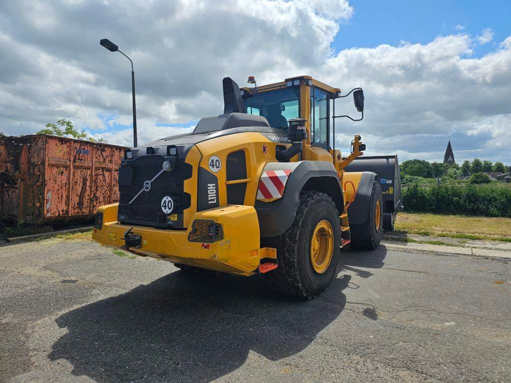 Fahrzeugabbildung Volvo L110H Optishift Hochkippschaufel Hardox+2weitere