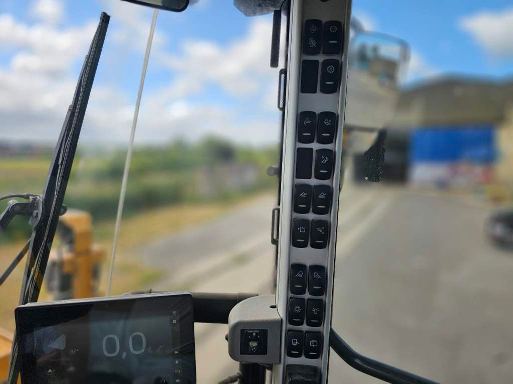 Fahrzeugabbildung Volvo L110H Optishift Hochkippschaufel Hardox+2weitere