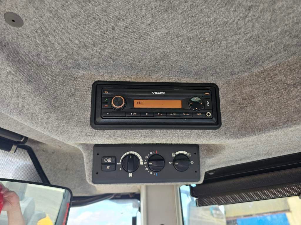 Fahrzeugabbildung Volvo L110H Optishift Hochkippschaufel Hardox+2weitere
