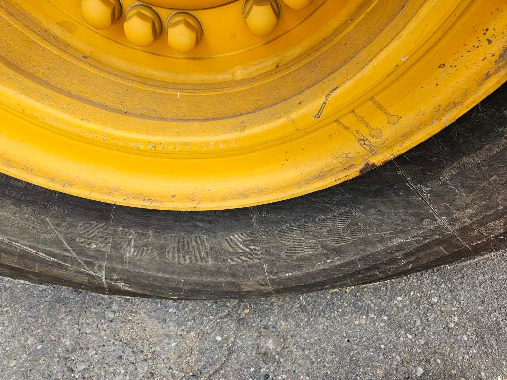 Fahrzeugabbildung Volvo L110H Optishift Hochkippschaufel Hardox+2weitere
