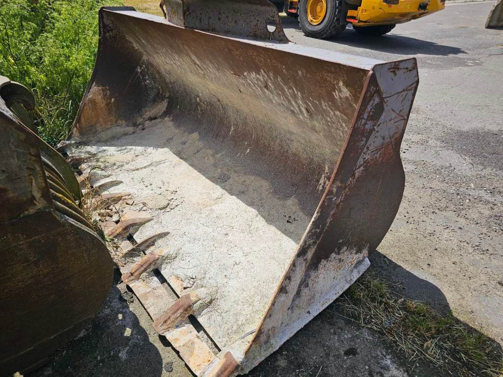 Fahrzeugabbildung Volvo L110H Optishift Hochkippschaufel Hardox+2weitere