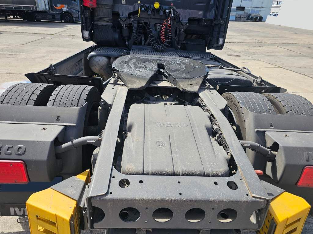 Fahrzeugabbildung Iveco 570 LL S-Way, Blitzer, Retarder, Leder