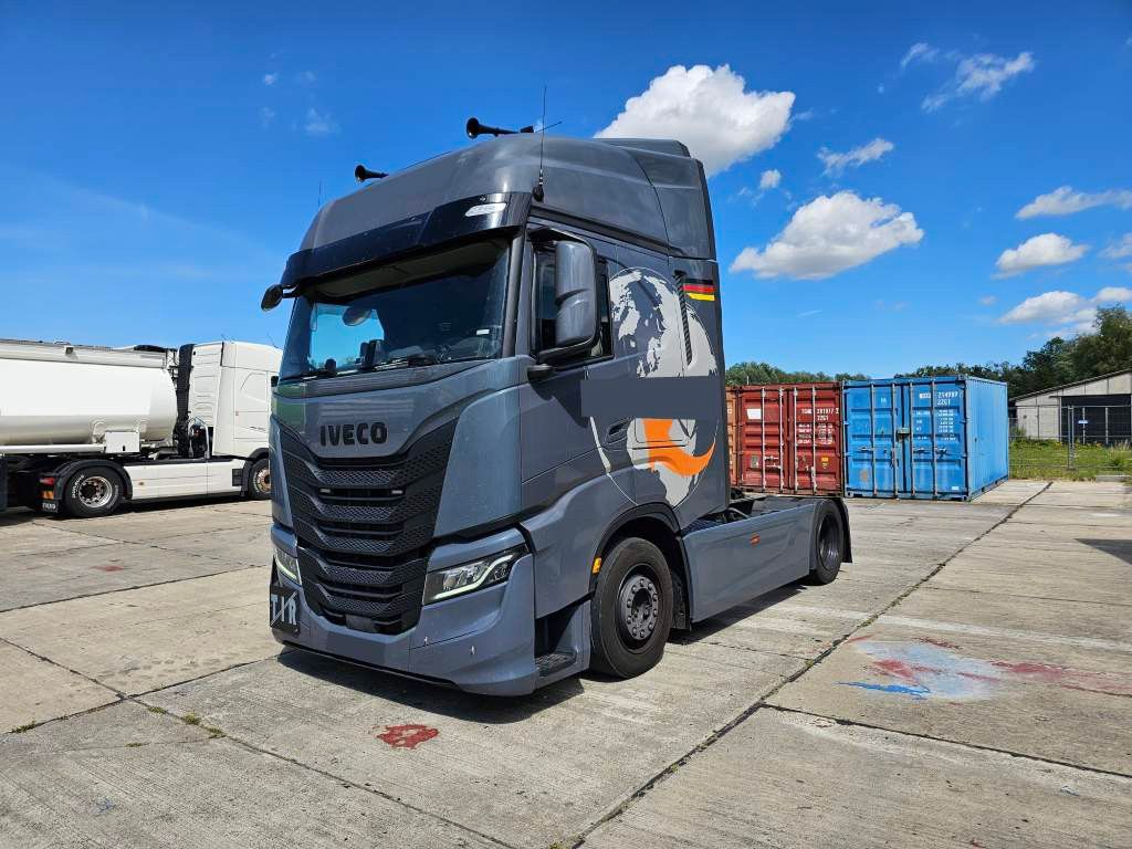 Fahrzeugabbildung Iveco 570 LL S-Way, Blitzer, Retarder, Leder