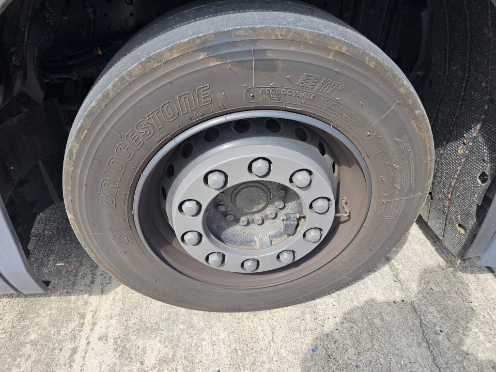 Fahrzeugabbildung Iveco 570 LL S-Way, Blitzer, Retarder, Leder