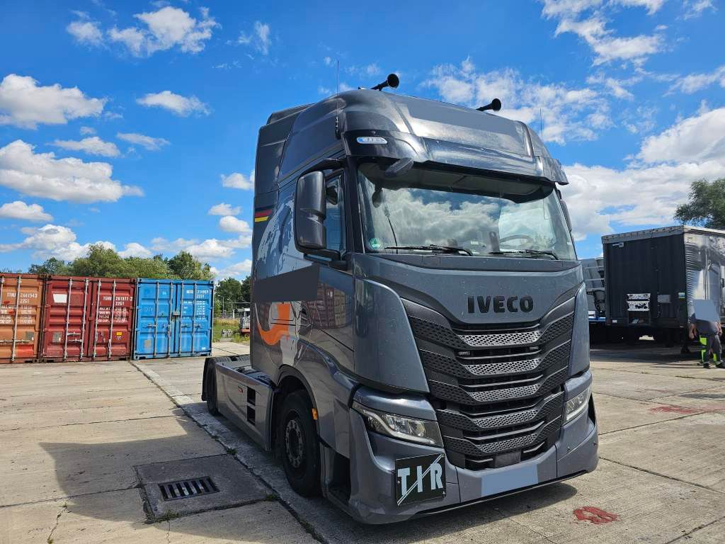 Fahrzeugabbildung Iveco 570 LL S-Way, Blitzer, Retarder, Leder