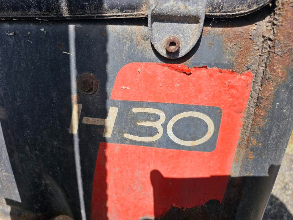 Fahrzeugabbildung Linde H30D Stapler mit Hochkippschaufel