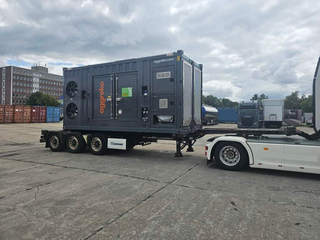Fahrzeugabbildung Krone Container Chassis Heck- und Mittelauszug, Lift