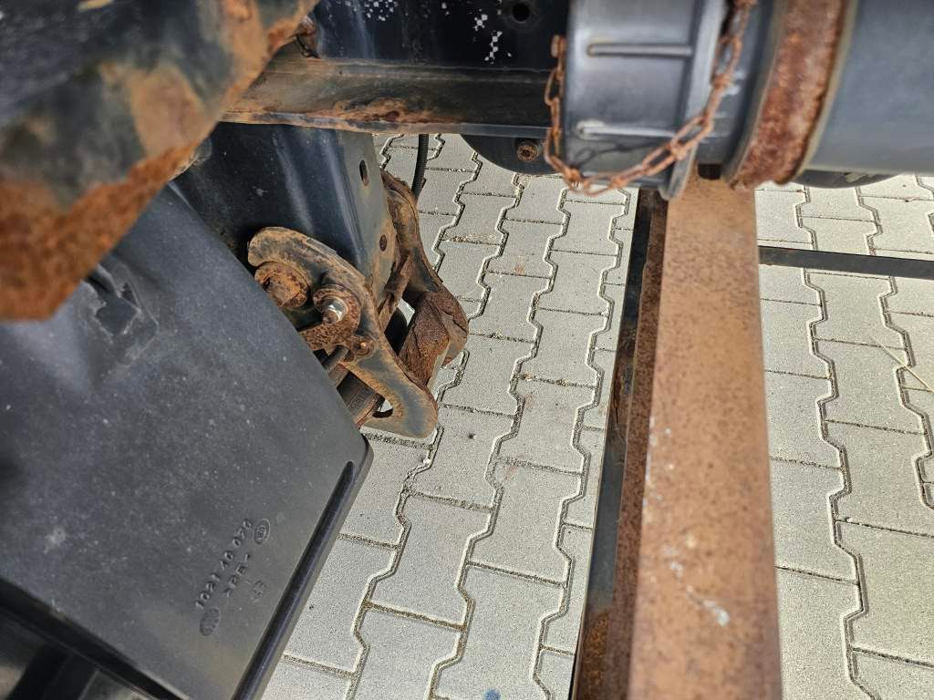 Fahrzeugabbildung Krone Container Chassis Heck- und Mittelauszug, Lift