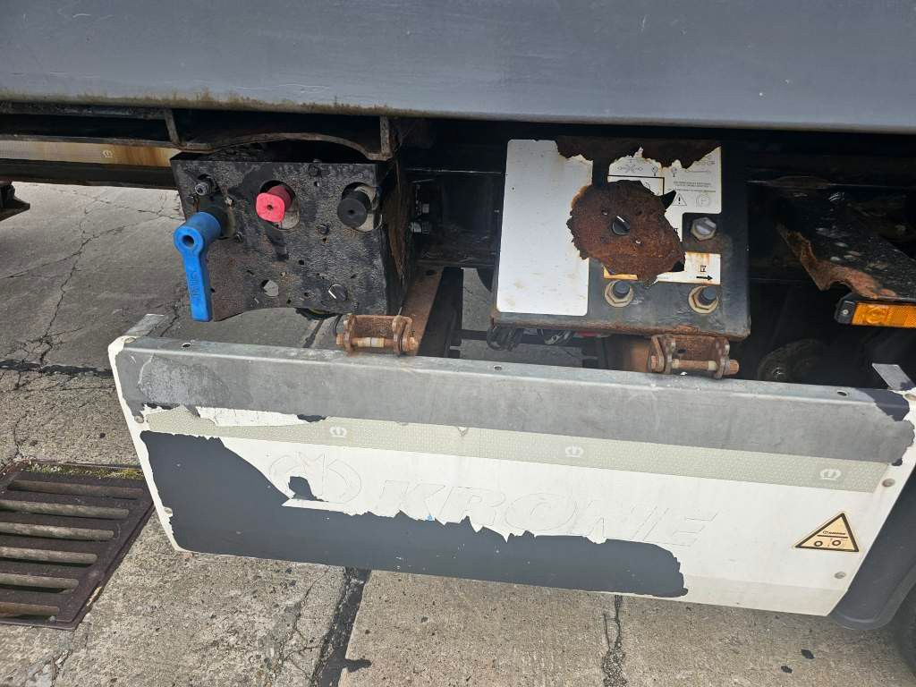 Fahrzeugabbildung Krone Container Chassis Heck- und Mittelauszug, Lift