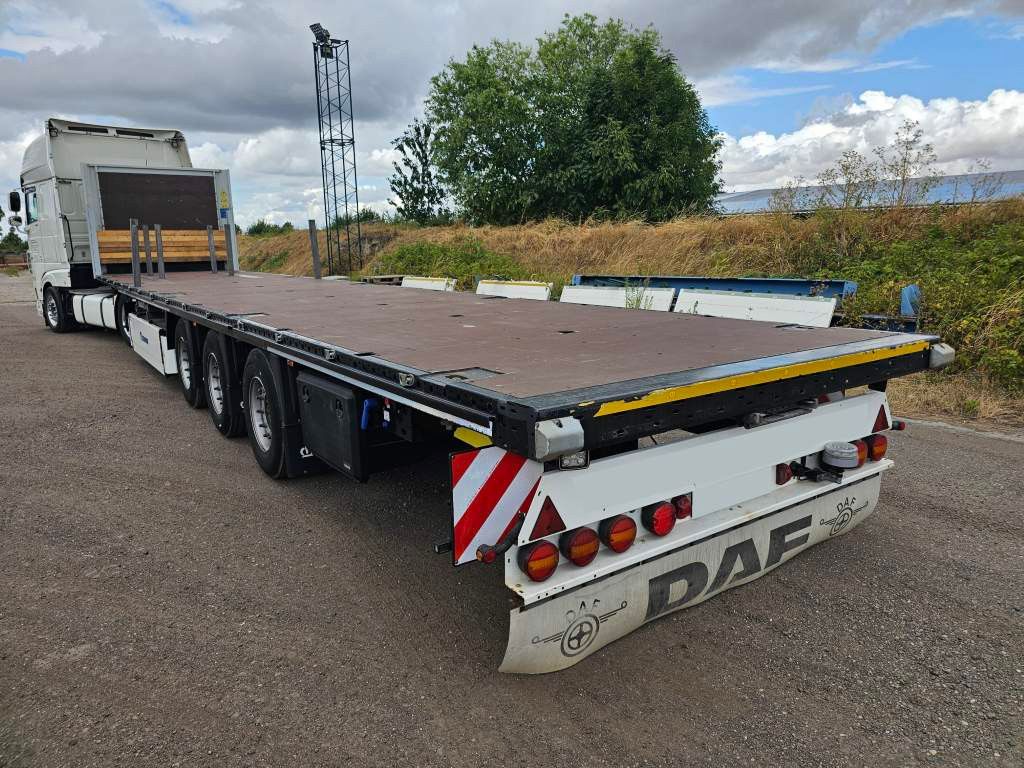 Fahrzeugabbildung Krone Plateau mit Containerverriegelung, Rungentaschen