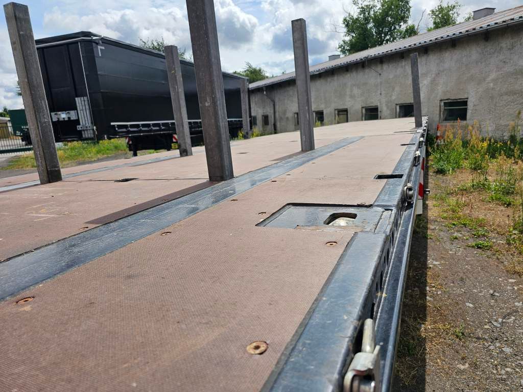 Fahrzeugabbildung Krone Plateau mit Containerverriegelung, Rungentaschen