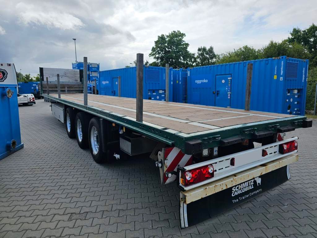 Fahrzeugabbildung Schmitz Cargobull Plateau mit Rungen + Verbreiterungstafeln, Lift