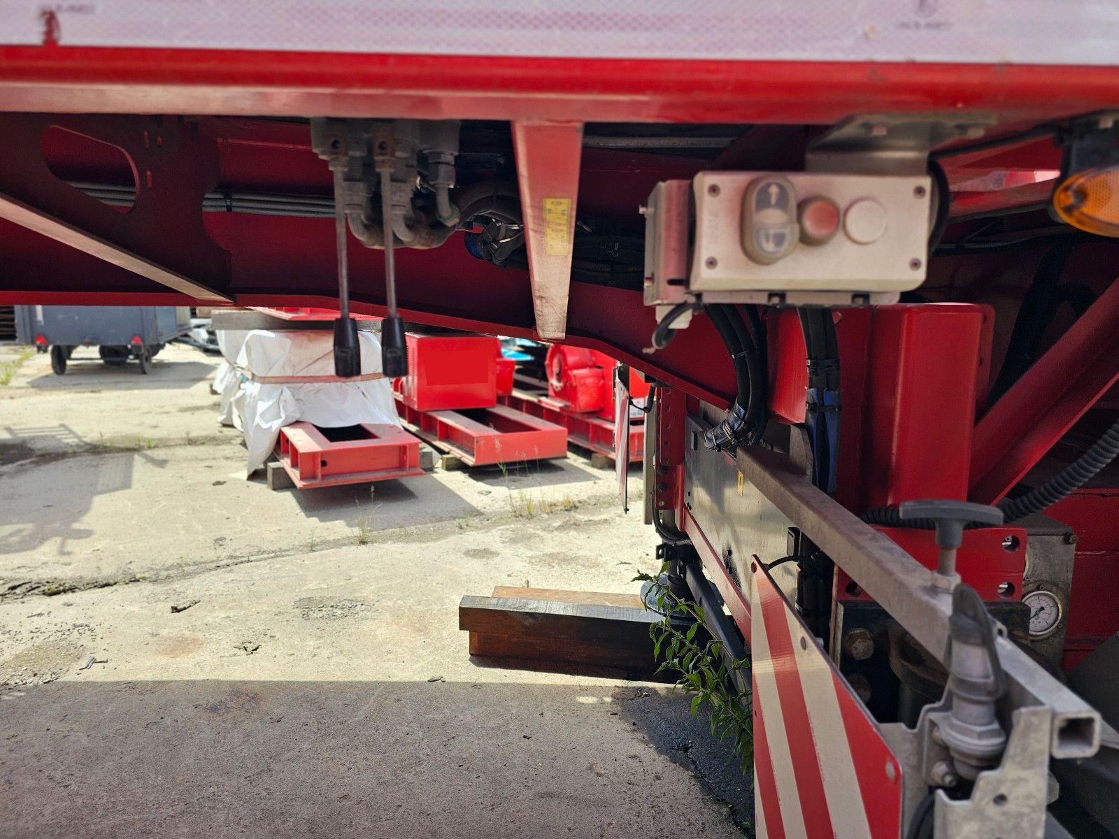 Fahrzeugabbildung Faymonville Cargomax F-S45-1AAf Unfall. 5 Achser