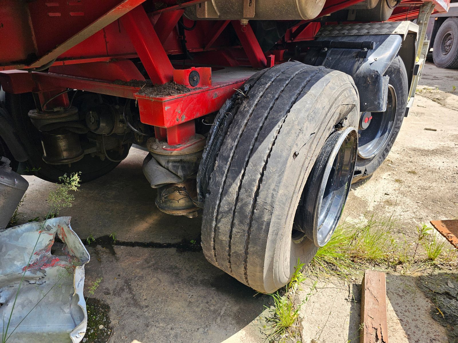 Fahrzeugabbildung Faymonville Cargomax F-S45-1AAf Unfall. 5 Achser