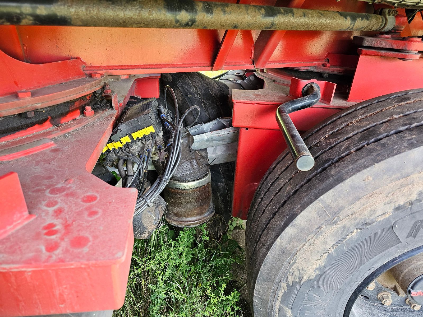Fahrzeugabbildung Faymonville Cargomax F-S45-1AAf Unfall. 5 Achser