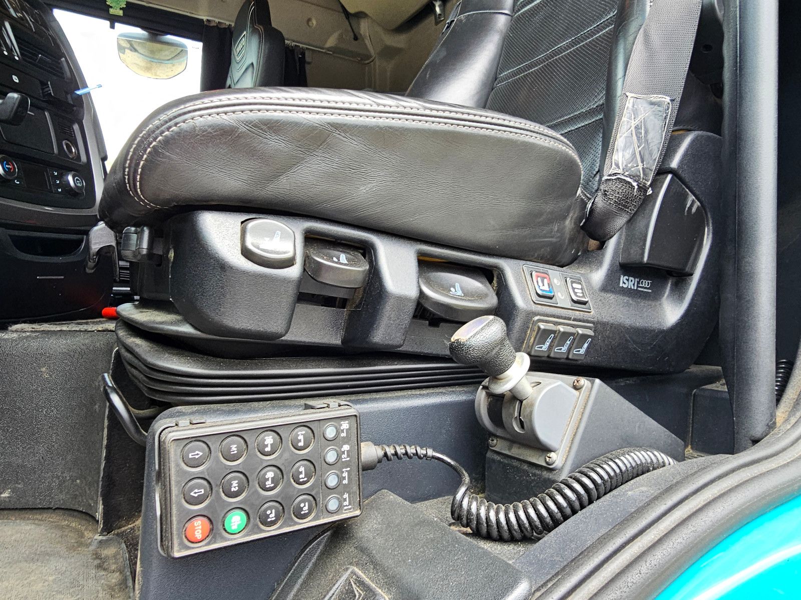 Fahrzeugabbildung Iveco 460 Stralis Hi-Way, CNG, Retrader, 2-Kreis-Hydr.