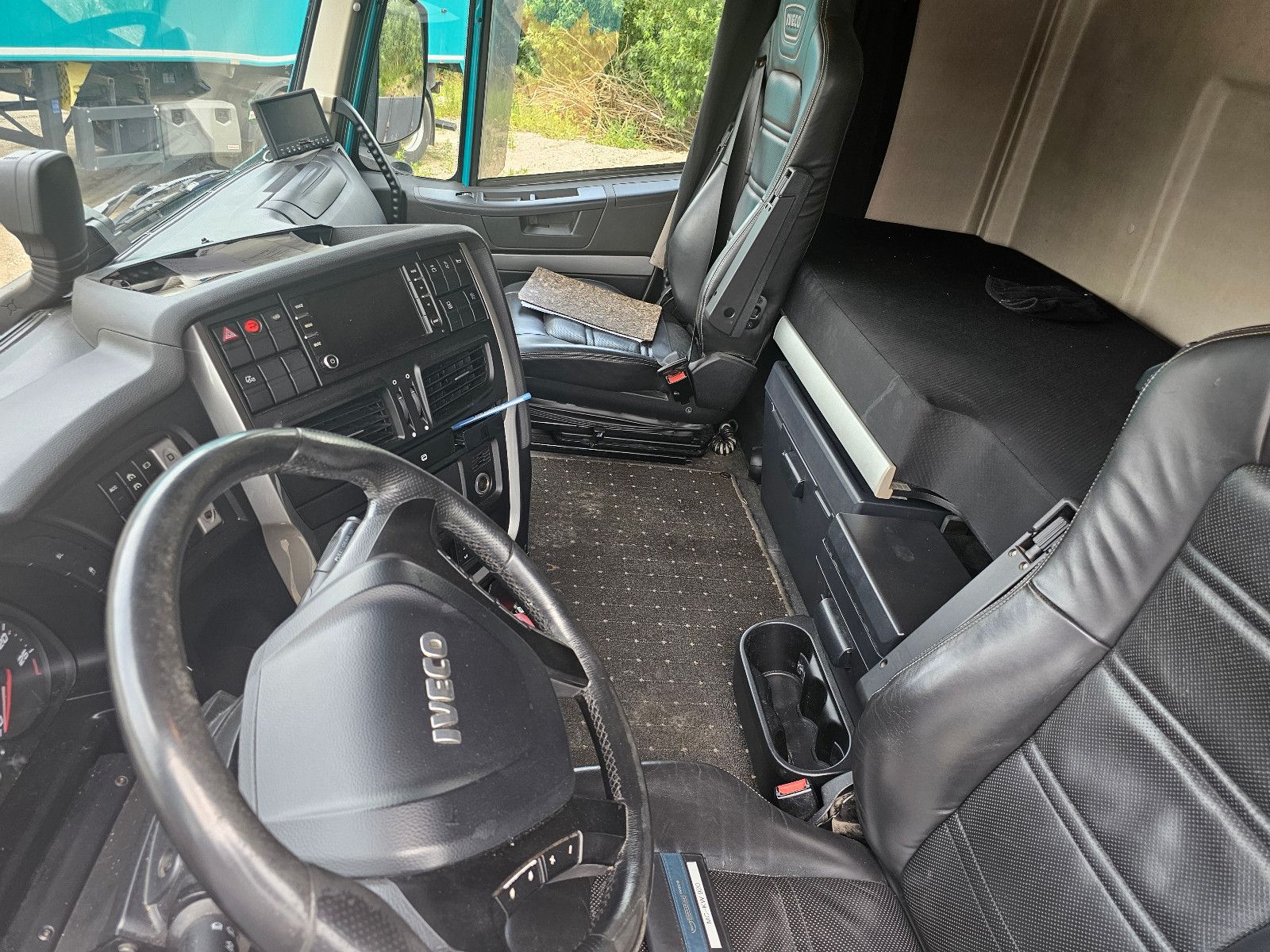 Fahrzeugabbildung Iveco 460 Stralis Hi-Way, CNG, Retrader, 2-Kreis-Hydr.