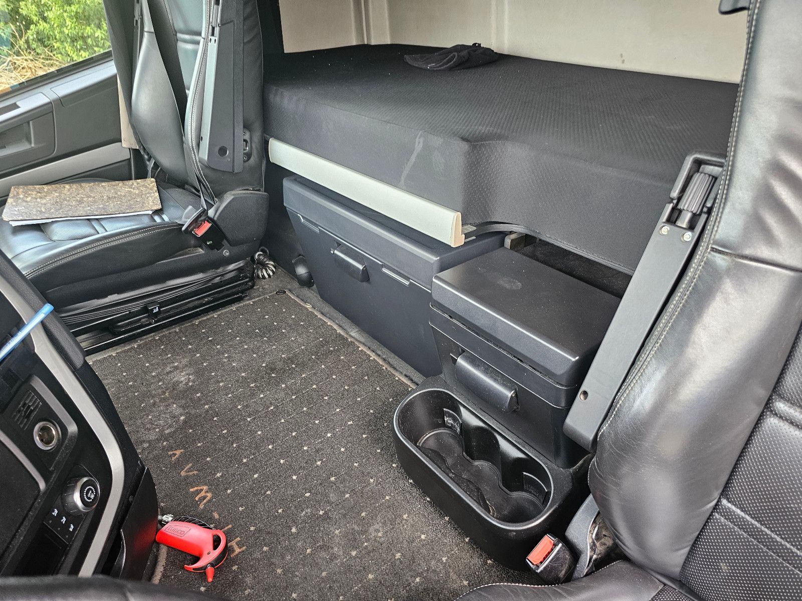 Fahrzeugabbildung Iveco 460 Stralis Hi-Way, CNG, Retrader, 2-Kreis-Hydr.
