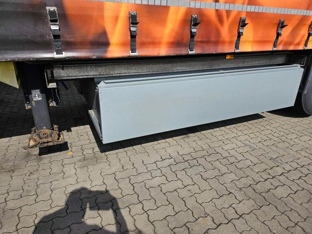Fahrzeugabbildung Schmitz Cargobull Gardine, Stand,Chassis feuerverzinkt,Zollschnurr