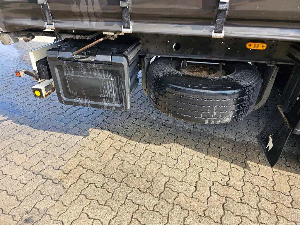 Fahrzeugabbildung Schmitz Cargobull Gardine, Stand,Chassis feuerverzinkt,Zollschnurr