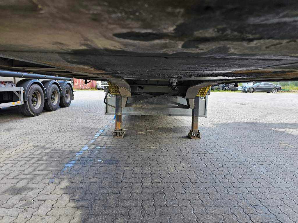 Fahrzeugabbildung Schmitz Cargobull Gardine, Stand,Chassis feuerverzinkt,Zollschnurr