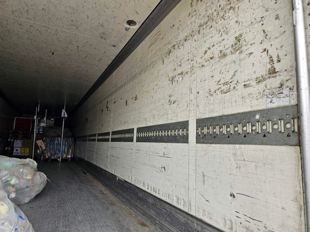 Fahrzeugabbildung Schmitz Cargobull Tiefkühler City Carrier Maxima 1300,2. Lenkachs2