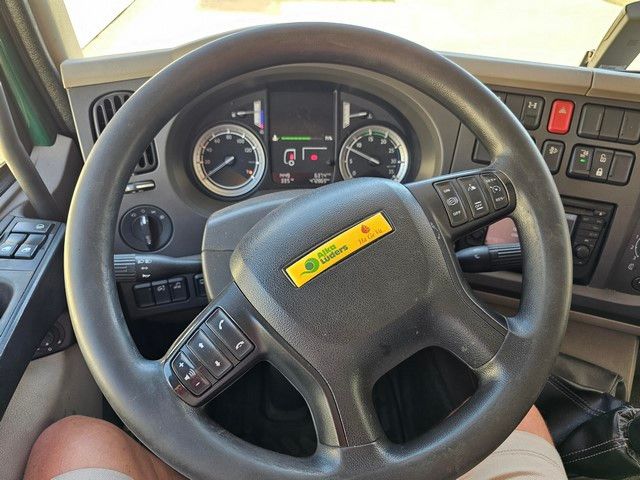 Fahrzeugabbildung DAF LF 310 Isokoffer, 19 To, Ladebordwand 1.500 Kg