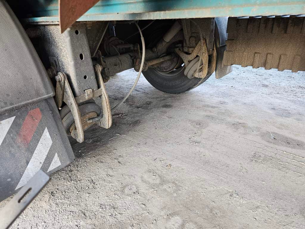 Fahrzeugabbildung Schwarzmüller 58 cbm J-Serie, Funk, Kornschieber 10 mm Boden