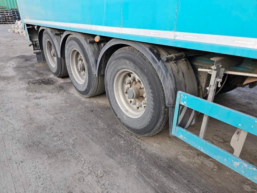 Fahrzeugabbildung Schwarzmüller 58 cbm J-Serie, Funk, Kornschieber 10 mm Boden